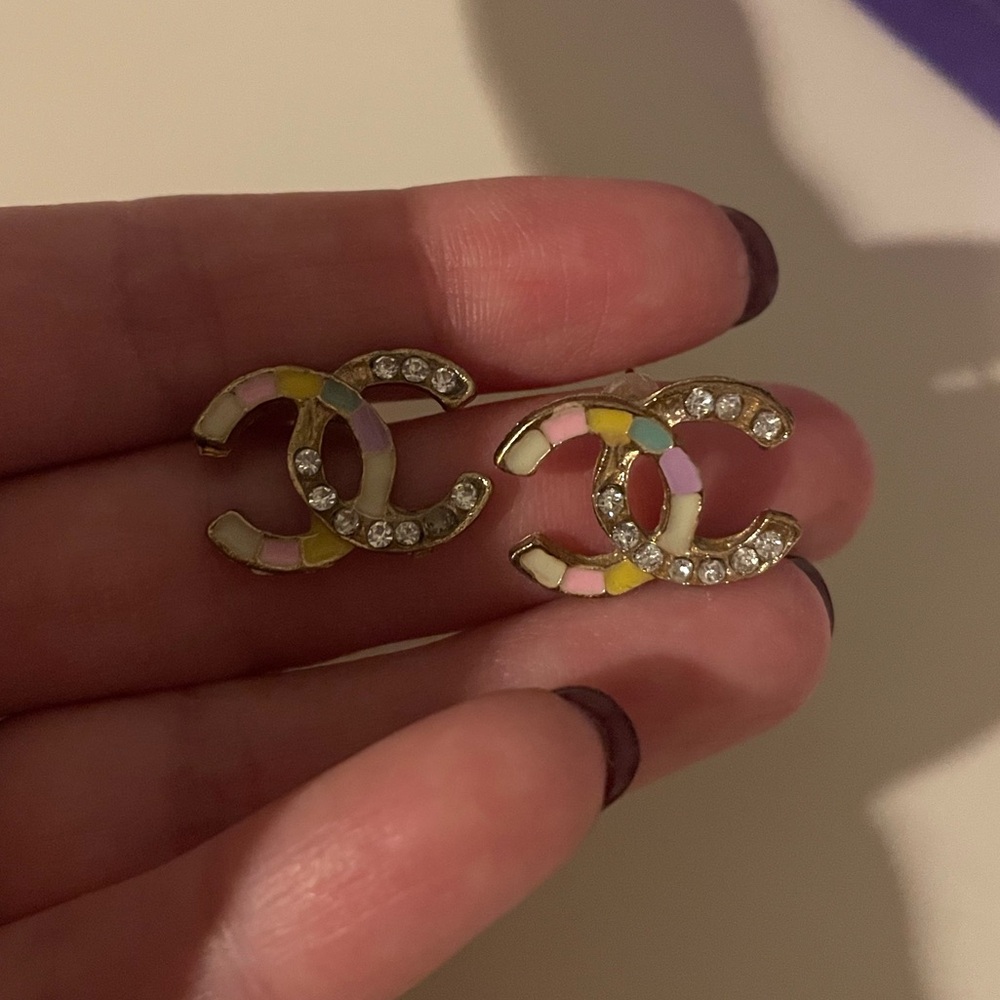 Fashion earrings